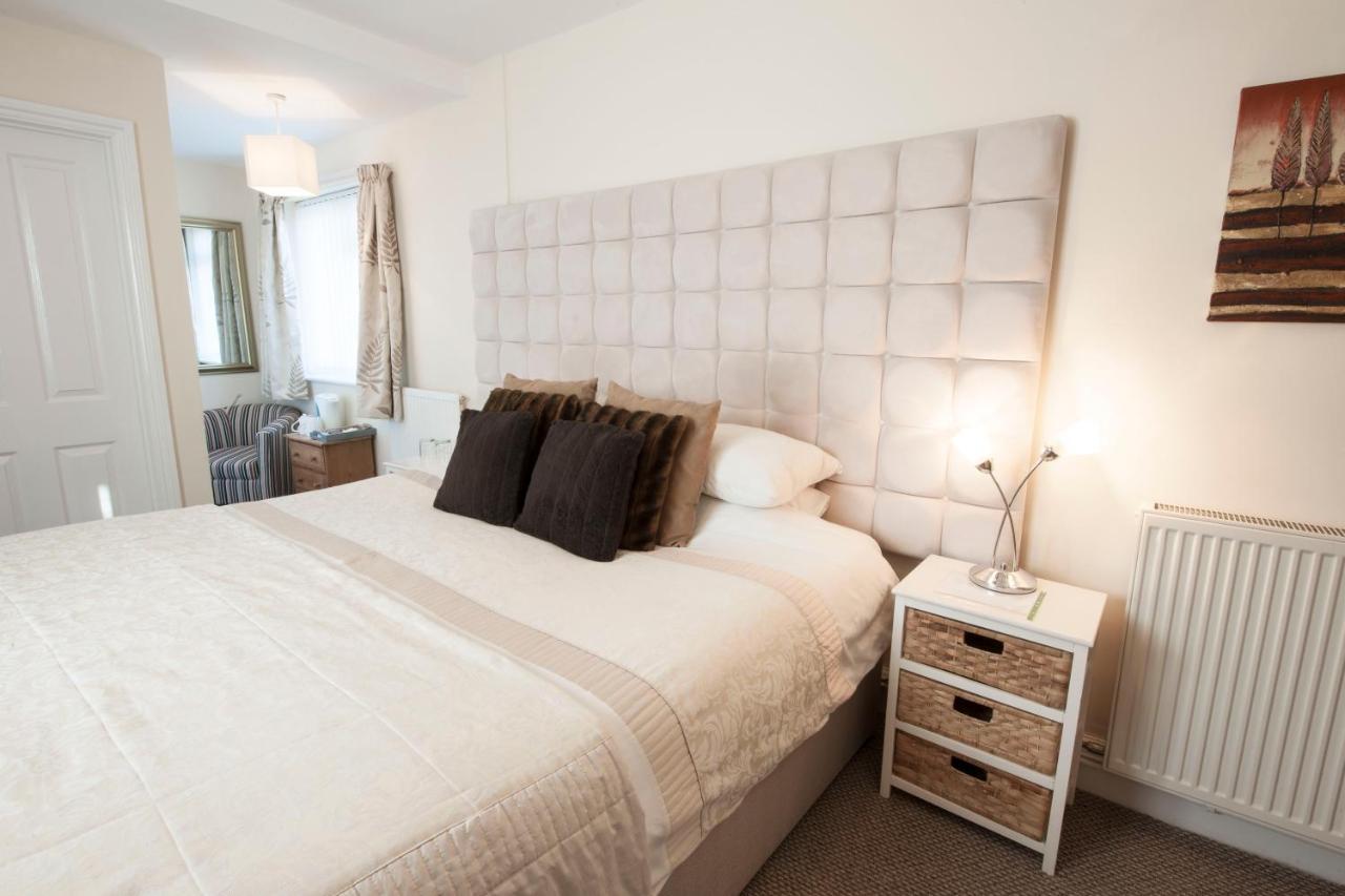 High Hedges Guest House Оксфорд Экстерьер фото