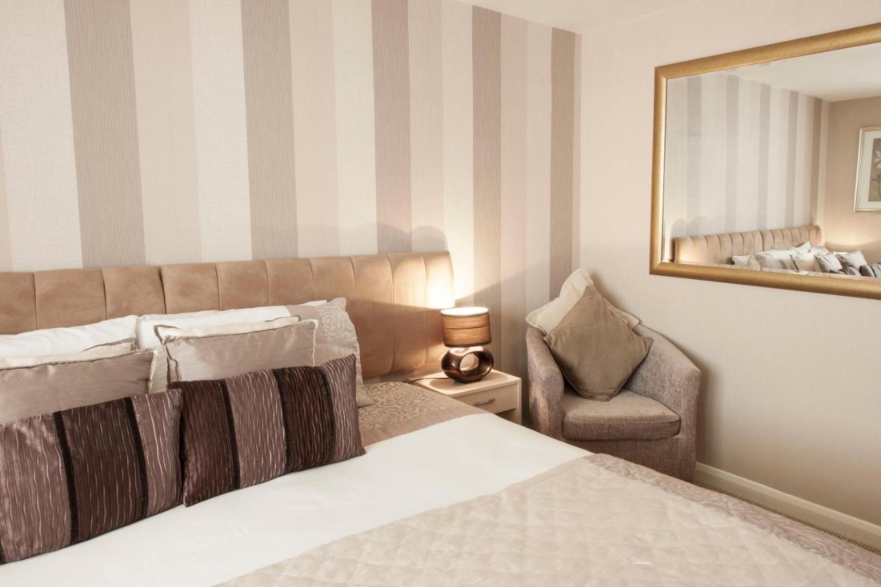 High Hedges Guest House Оксфорд Экстерьер фото
